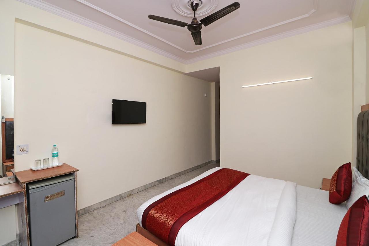 Oyo Hotel Silver Shine Near Gurudwara Shri Bangla Sahib New Delhi Ngoại thất bức ảnh
