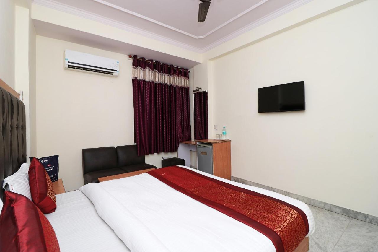 Oyo Hotel Silver Shine Near Gurudwara Shri Bangla Sahib New Delhi Ngoại thất bức ảnh