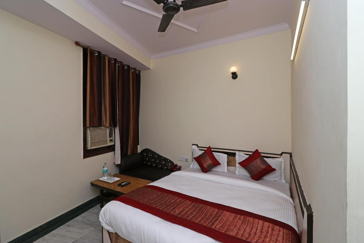 Oyo Hotel Silver Shine Near Gurudwara Shri Bangla Sahib New Delhi Ngoại thất bức ảnh